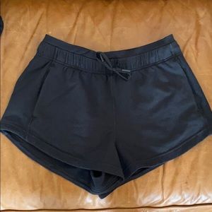 Lululemon inner glow black shorts size 8